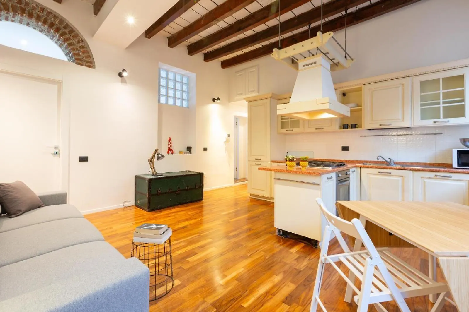 Milanohome 0*, Milan Italy